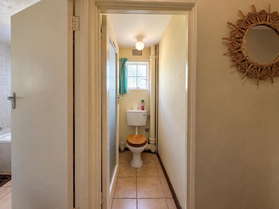 3 Bedroom Property for Sale in Kenilworth Western Cape